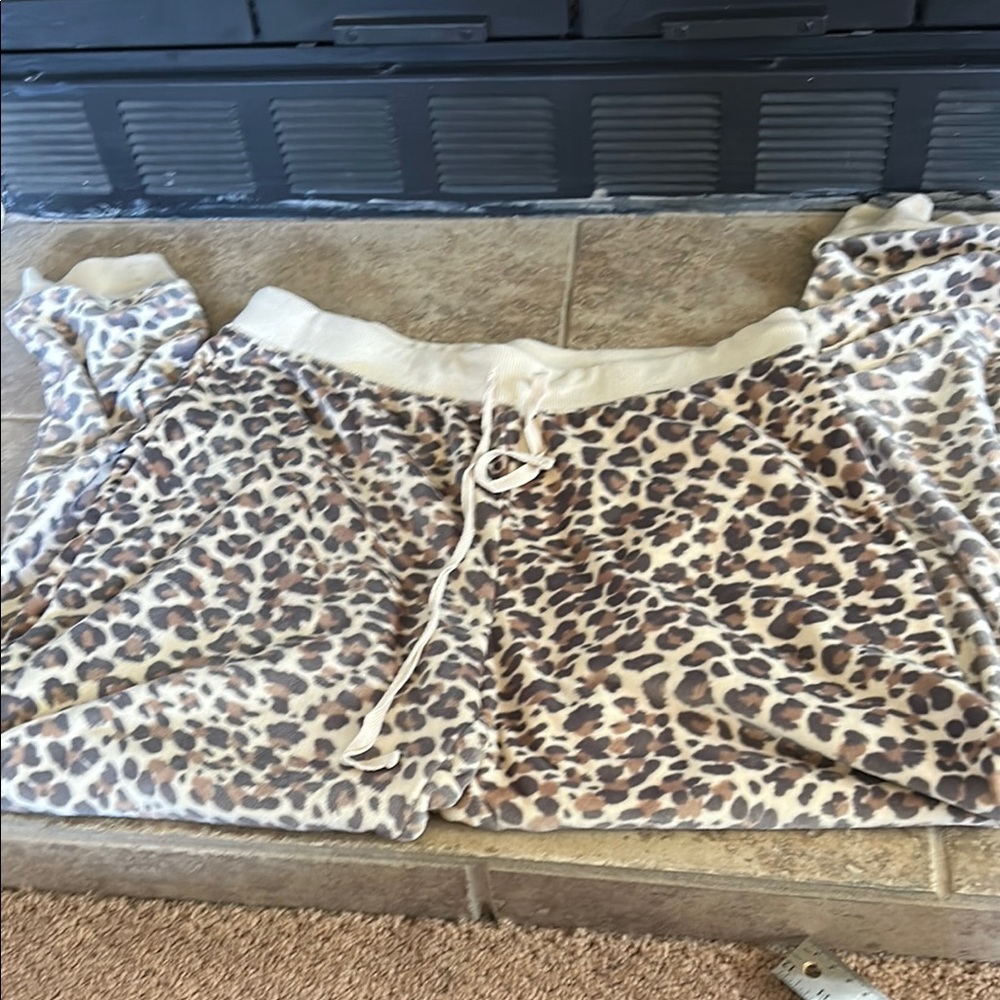 Honeydew Intimates Leopard Print Pajama Set